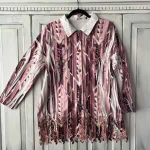 🟠NWT ORIGAMI Long Sleeve Button-Up Tunic w/Lace Detail /Brick Geometric Print 1X